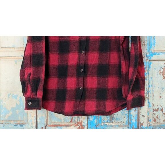 Flag & Anthem Womens Size L Red Black Plaid Long Sleeve Collared Button Up Shirt - Picture 3 of 9
